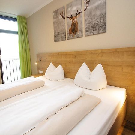Hotel Dolomit Мюнхен Екстер'єр фото