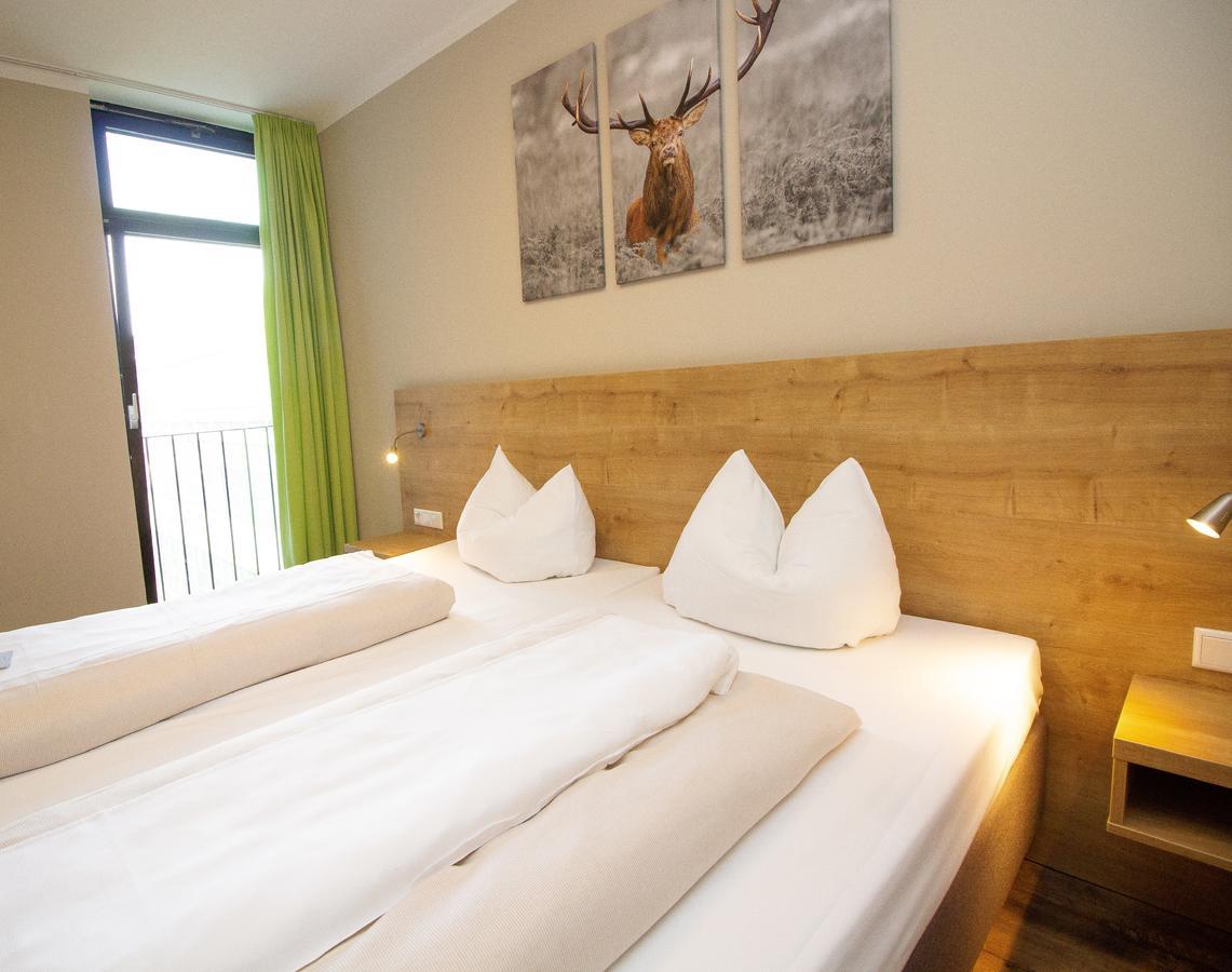 Hotel Dolomit Мюнхен Екстер'єр фото
